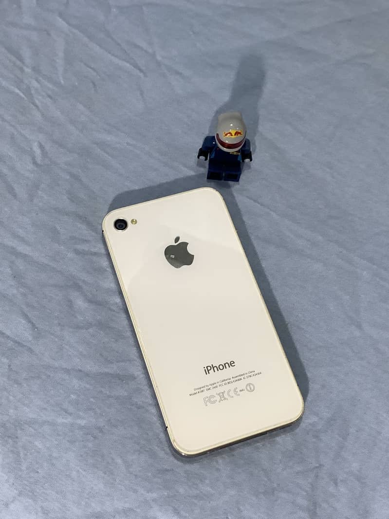 iPhone 4s - NONPTA 1