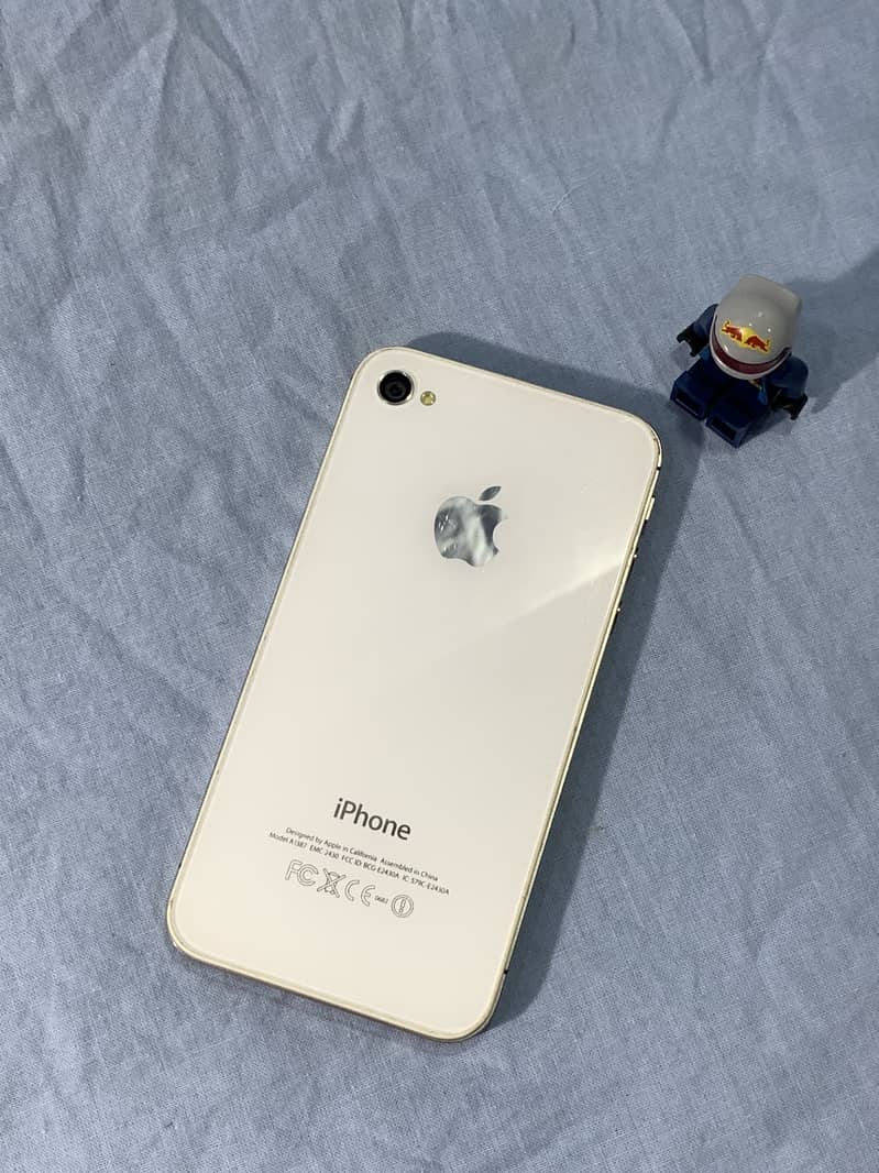 iPhone 4s - NONPTA 3