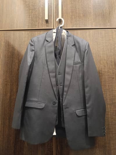 Diners Brand New suit 3-piece 13-14 Years Navy Blue Colour