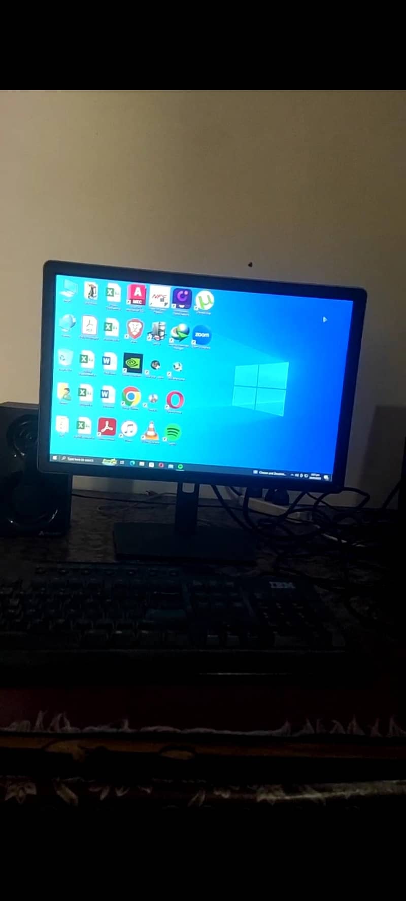 Dell P2016H 0