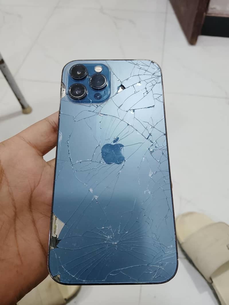 Apple iPhone 12 Pro Max 3