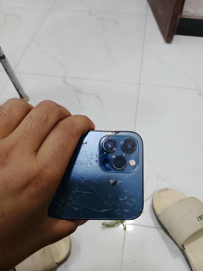 Apple iPhone 12 Pro Max 5