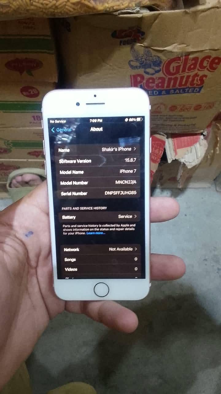 Apple iPhone 7 1