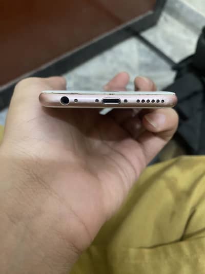 Apple iPhone 6S