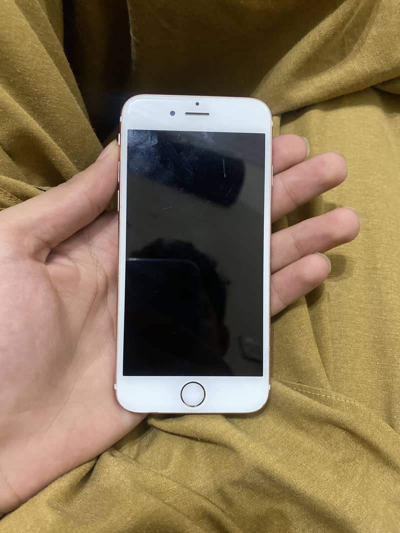 Apple iPhone 6S 1