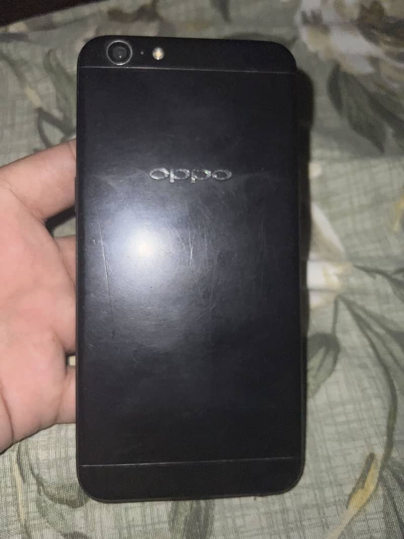 OPPO A57 0