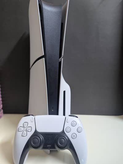 PS5 Slim like new USA Varient matte version with original controller