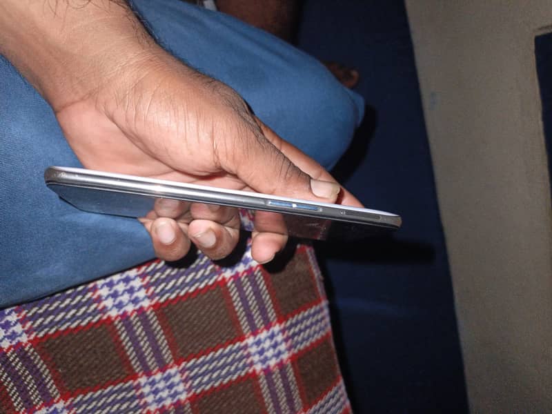 OPPO Reno 4