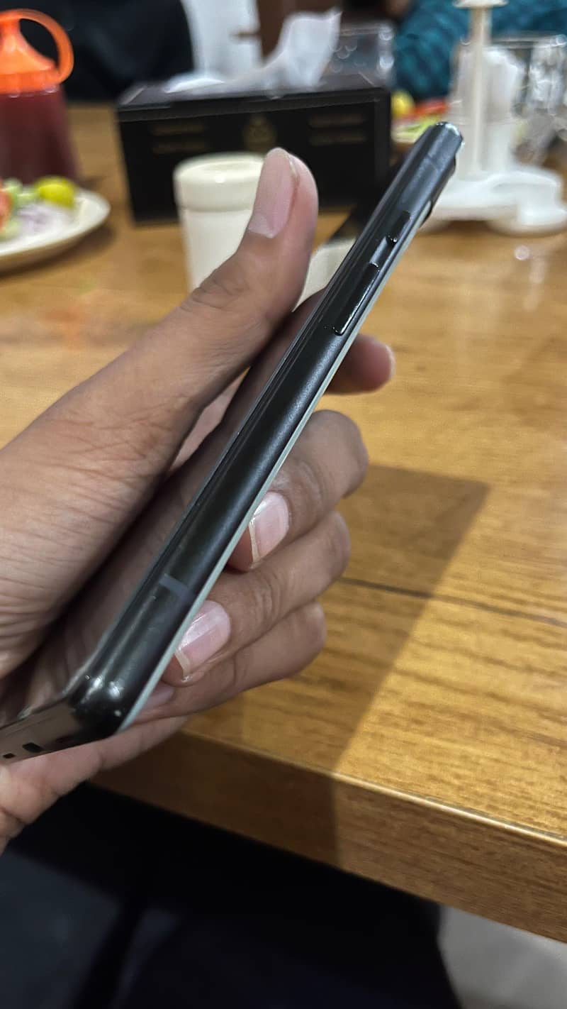 Google Pixel 6a 4