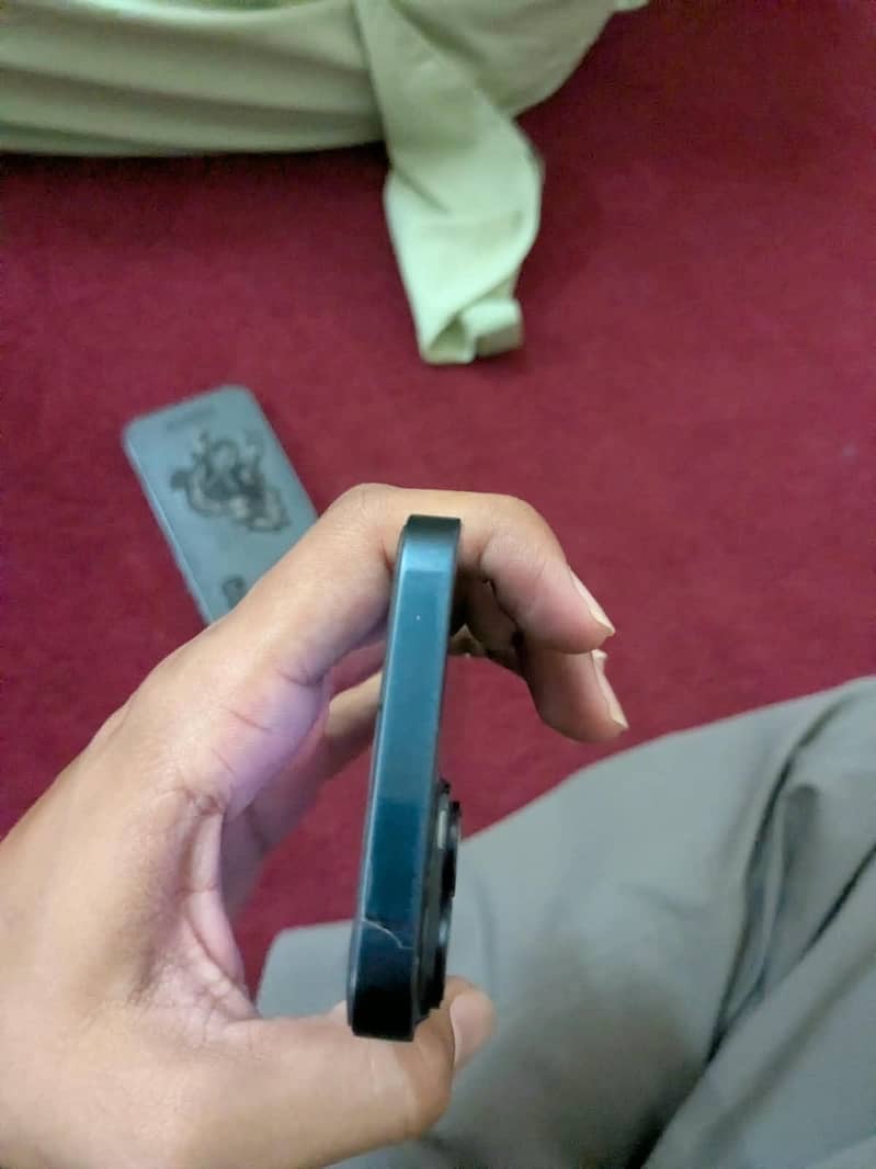 Apple iPhone 14 1