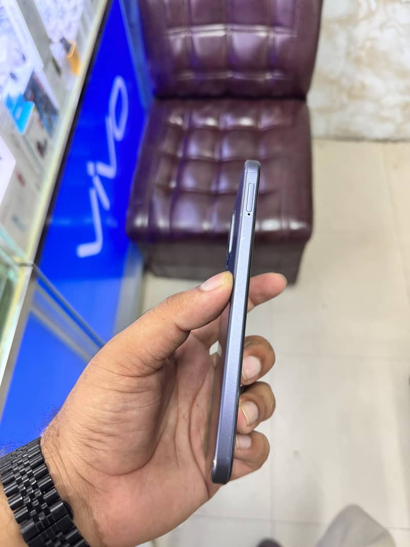 OPPO A6k 4