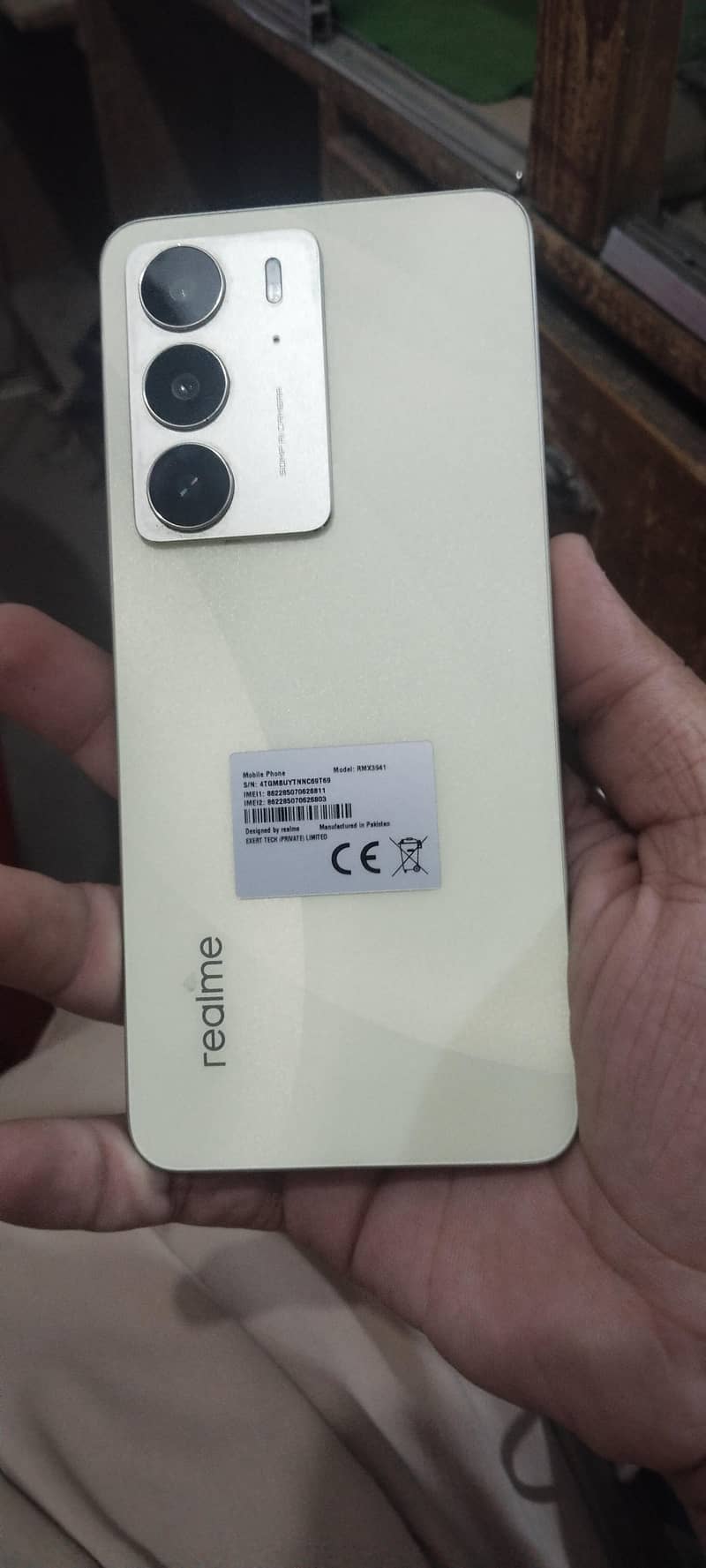 Realme C75 1