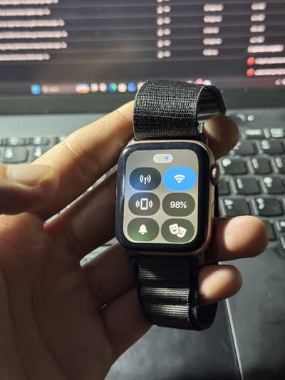 Apple watch series 4 cellular dail 44mm