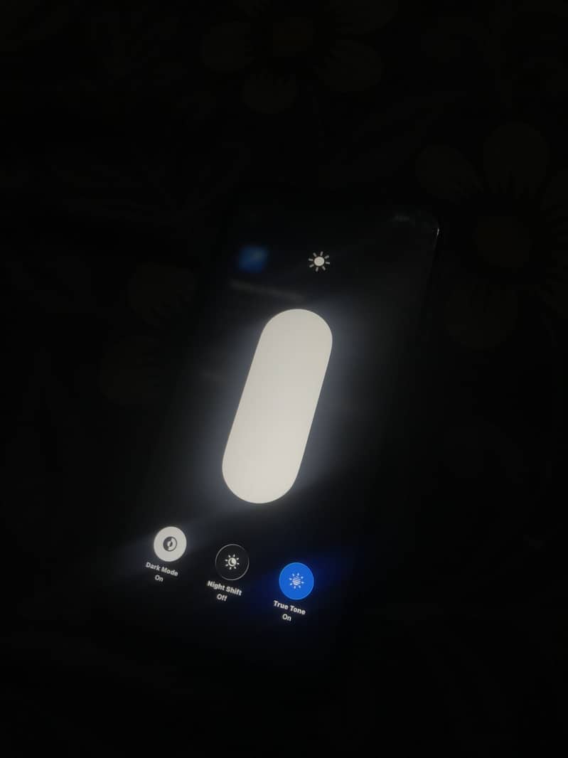Apple iPhone 11 8