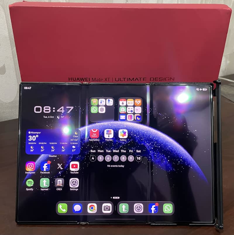 Huawei Mate XT Ultimate 2