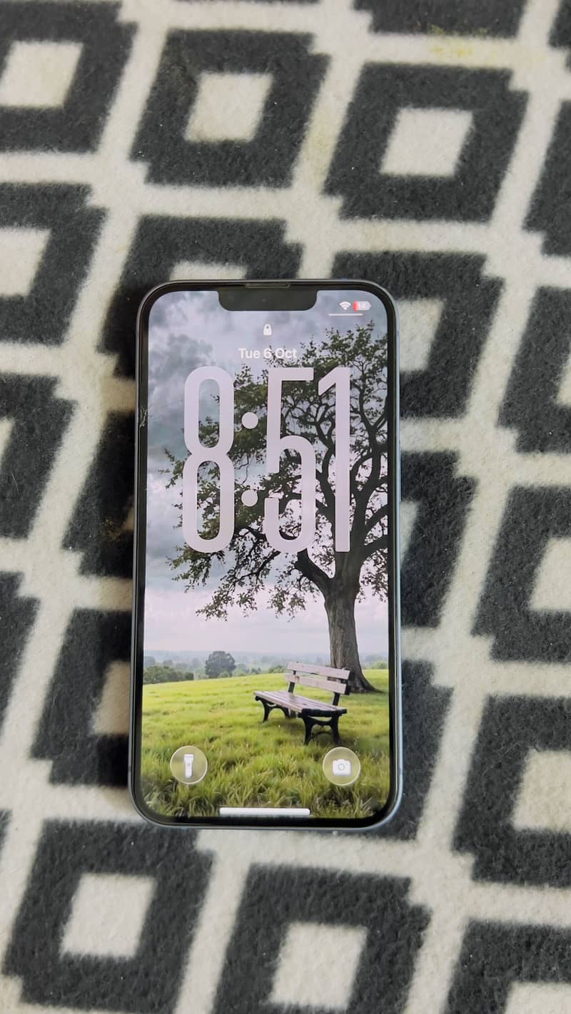 iPhone 14 jv 1