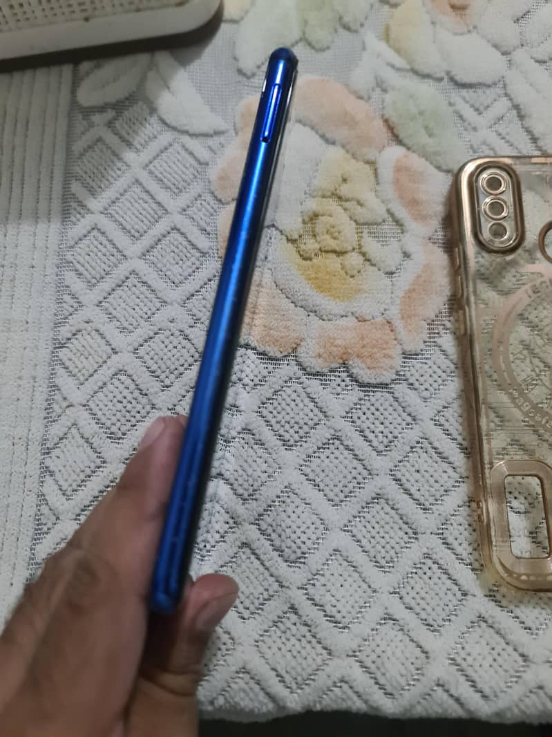 Huawei Nova 3i 0