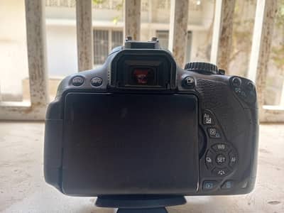Canon EOS 650D DSLR Camera + 18-55mm Lens