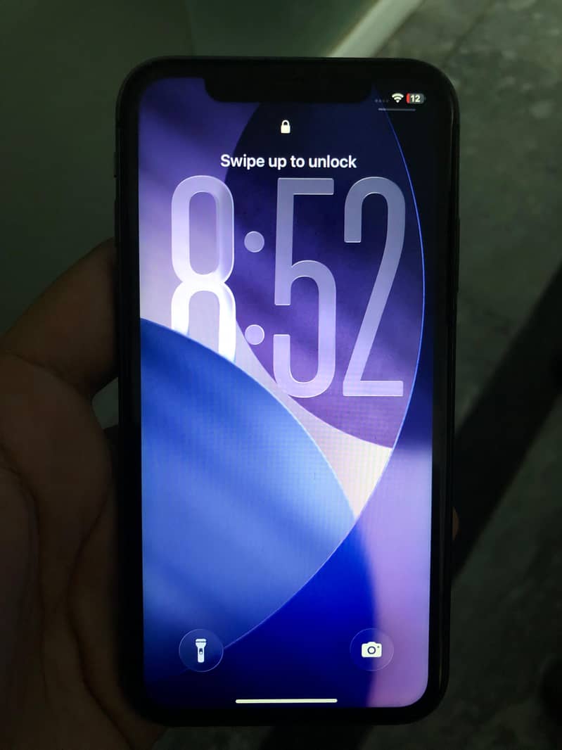 Apple iPhone 11 0