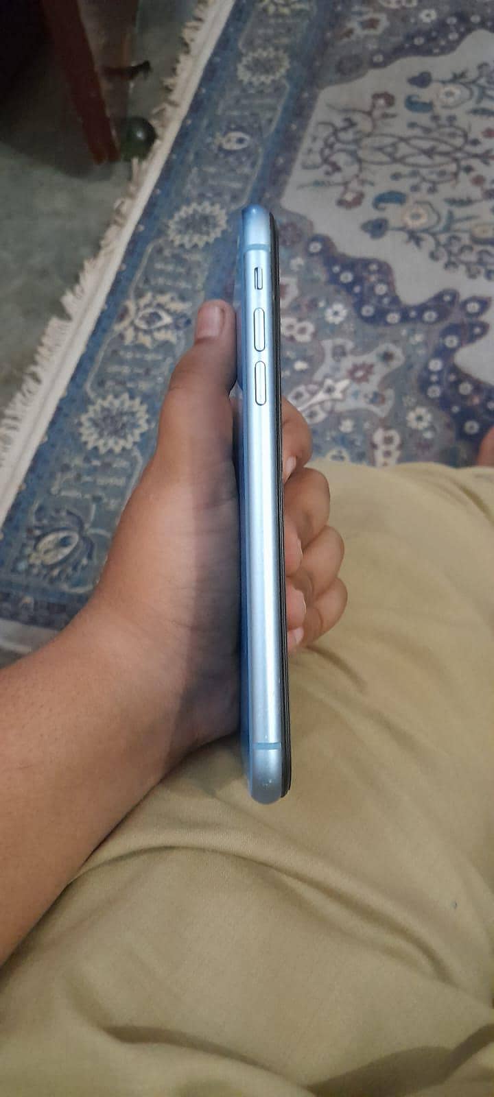 Apple iPhone XR 0