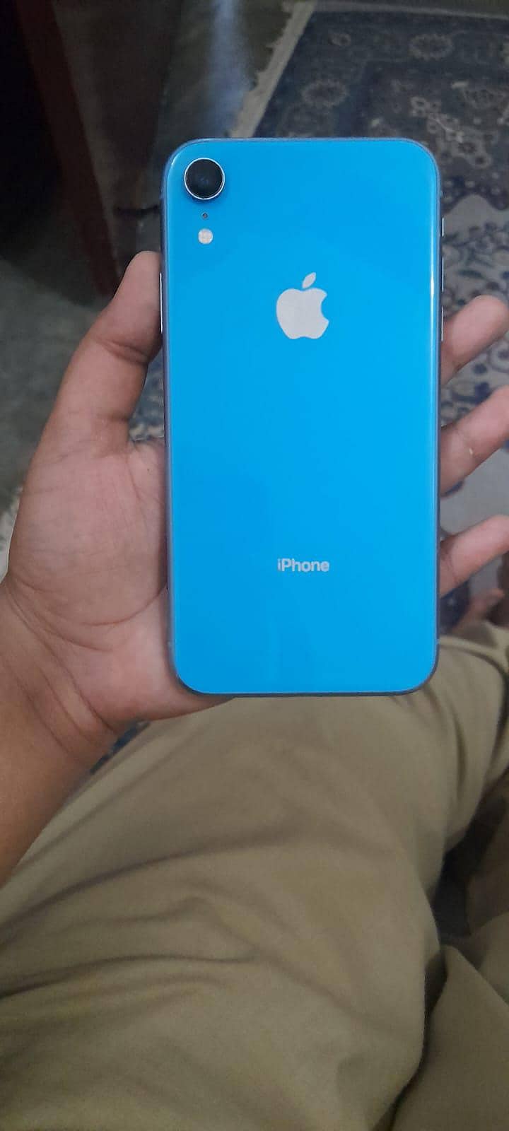 Apple iPhone XR 1