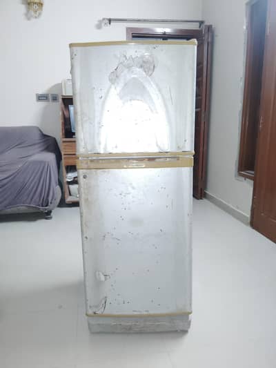 Working Fridge