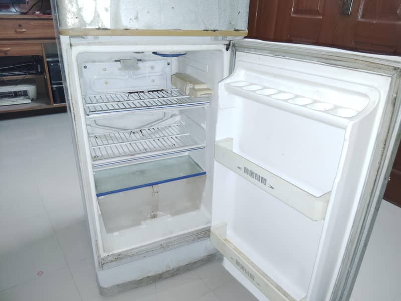 Working Fridge 3