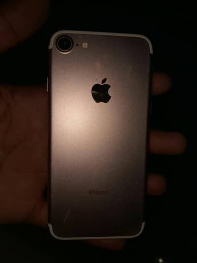 Apple iPhone 7