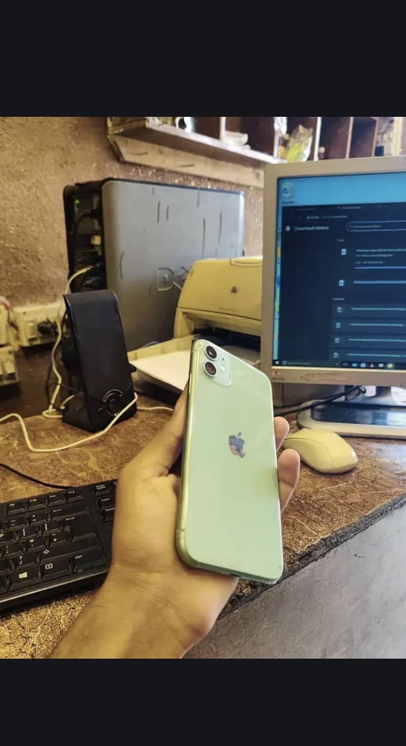 Apple iPhone 11 2