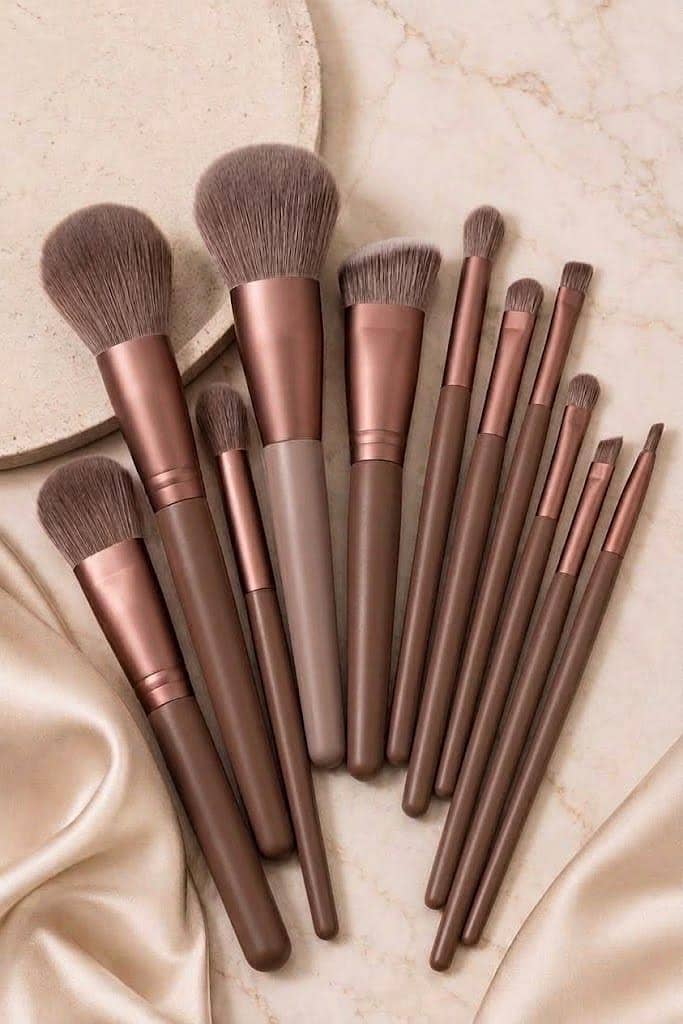 makeup brushes in kg 2