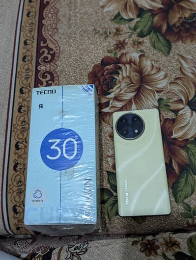Tecno CAMON 30S 12/256 with box