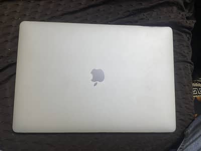 Macbook pro 16 inch 2017