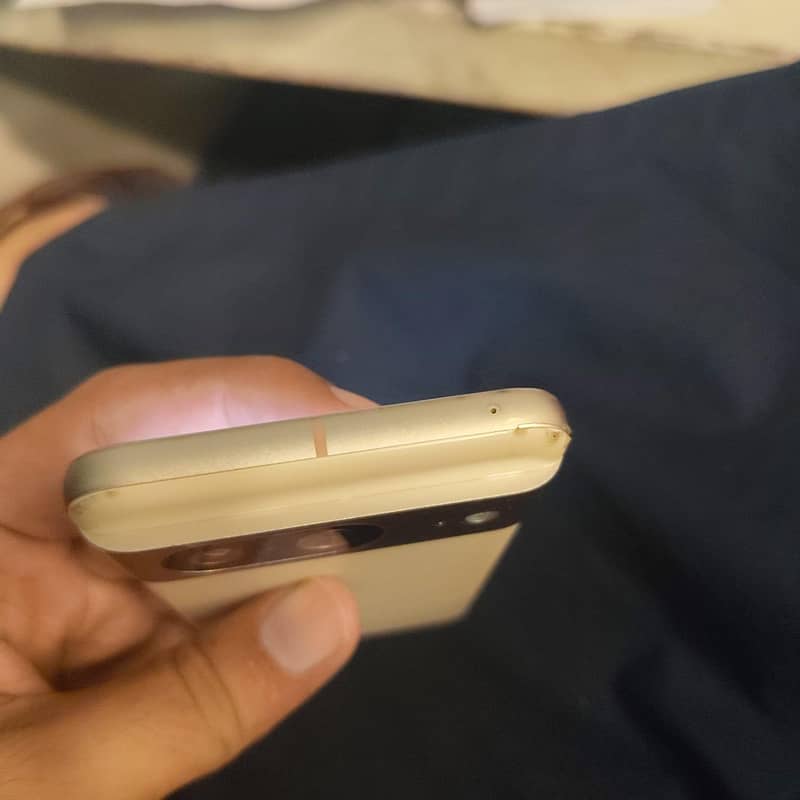 Google Pixel 8 6