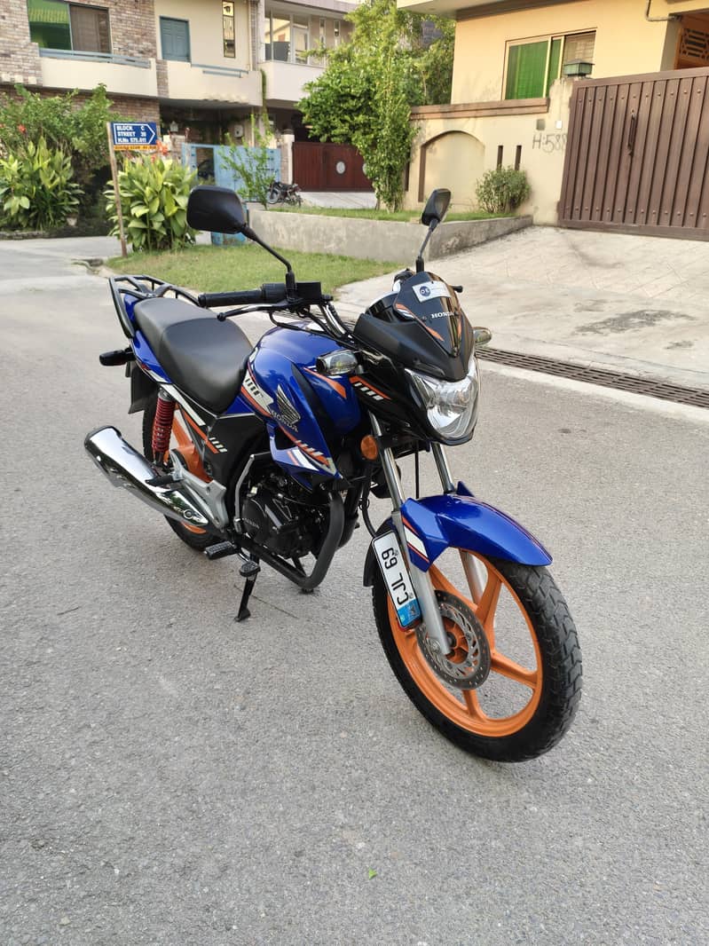 Honda CB150F 0
