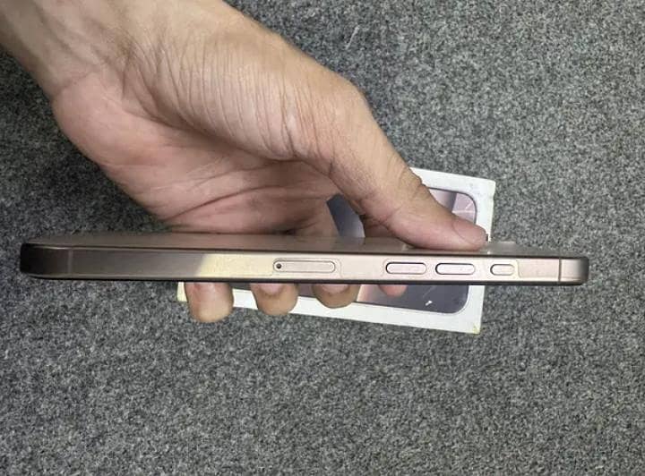 Apple iPhone 16 Pro Max 13/  14/15 1