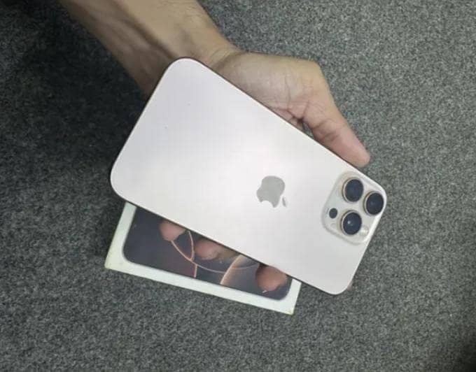 Apple iPhone 16 Pro Max 13/  14/15 5