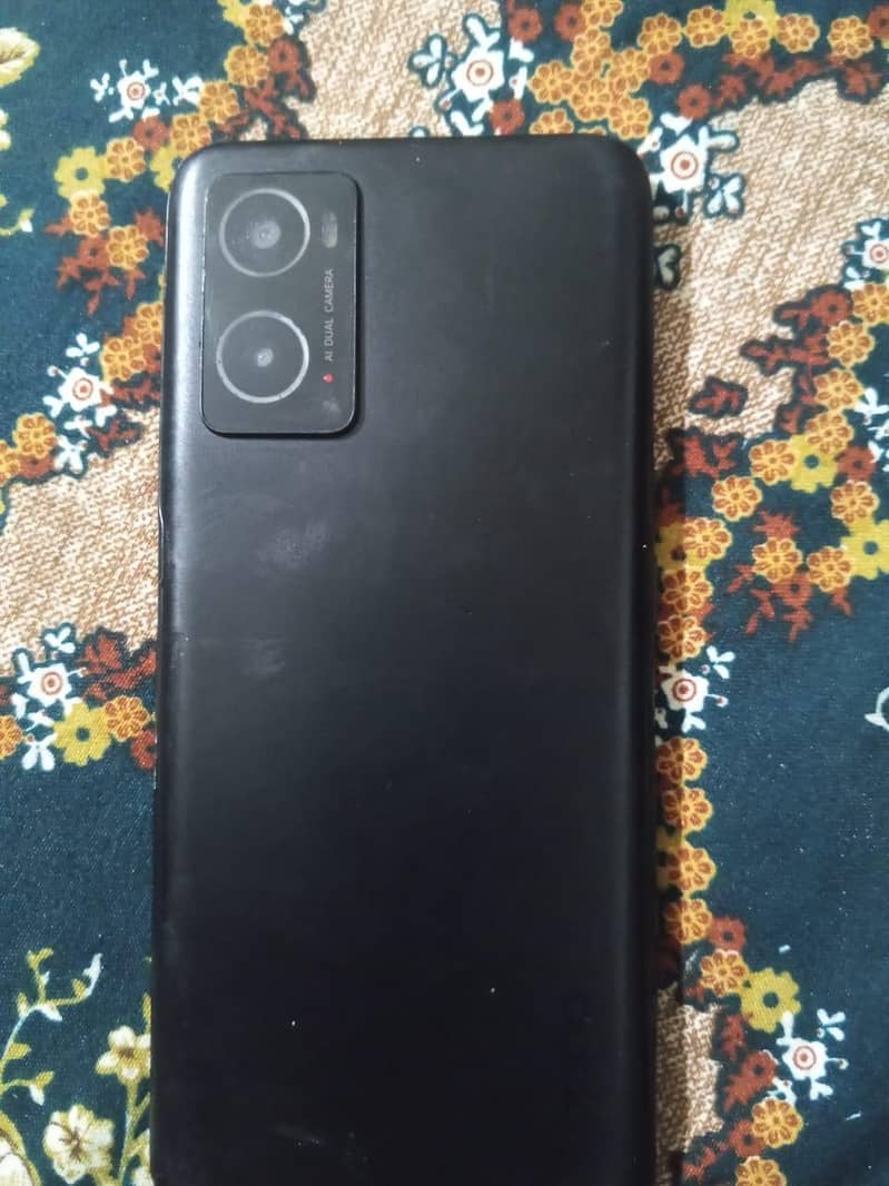 OPPO A76 0