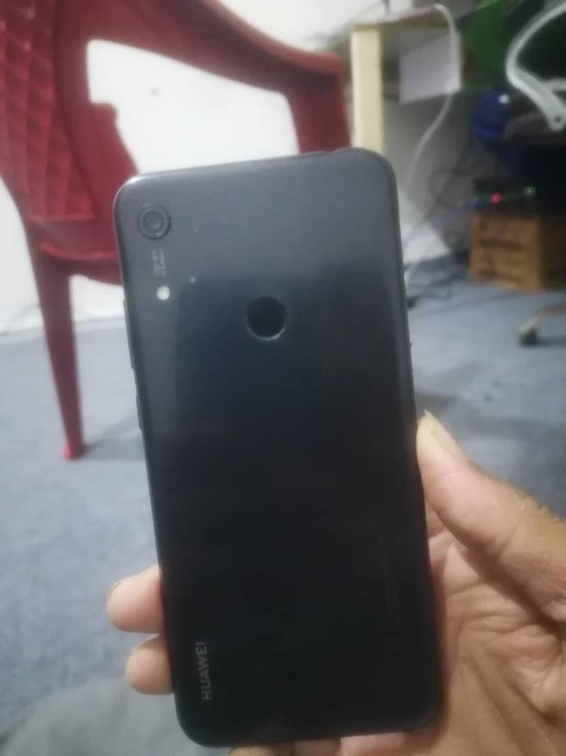 Huawei Y6s 1