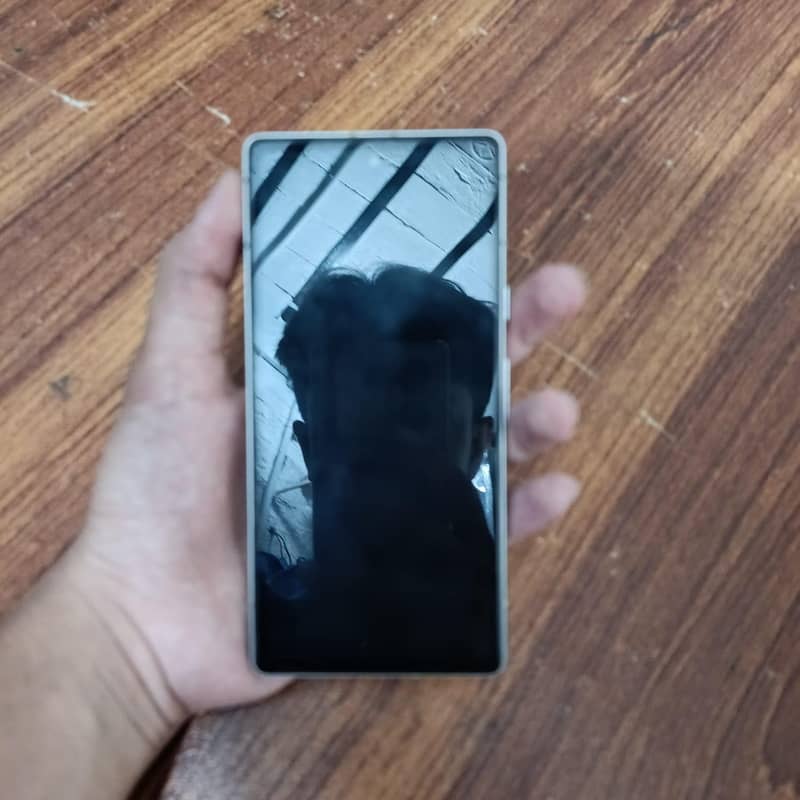Google Pixel 7a 2