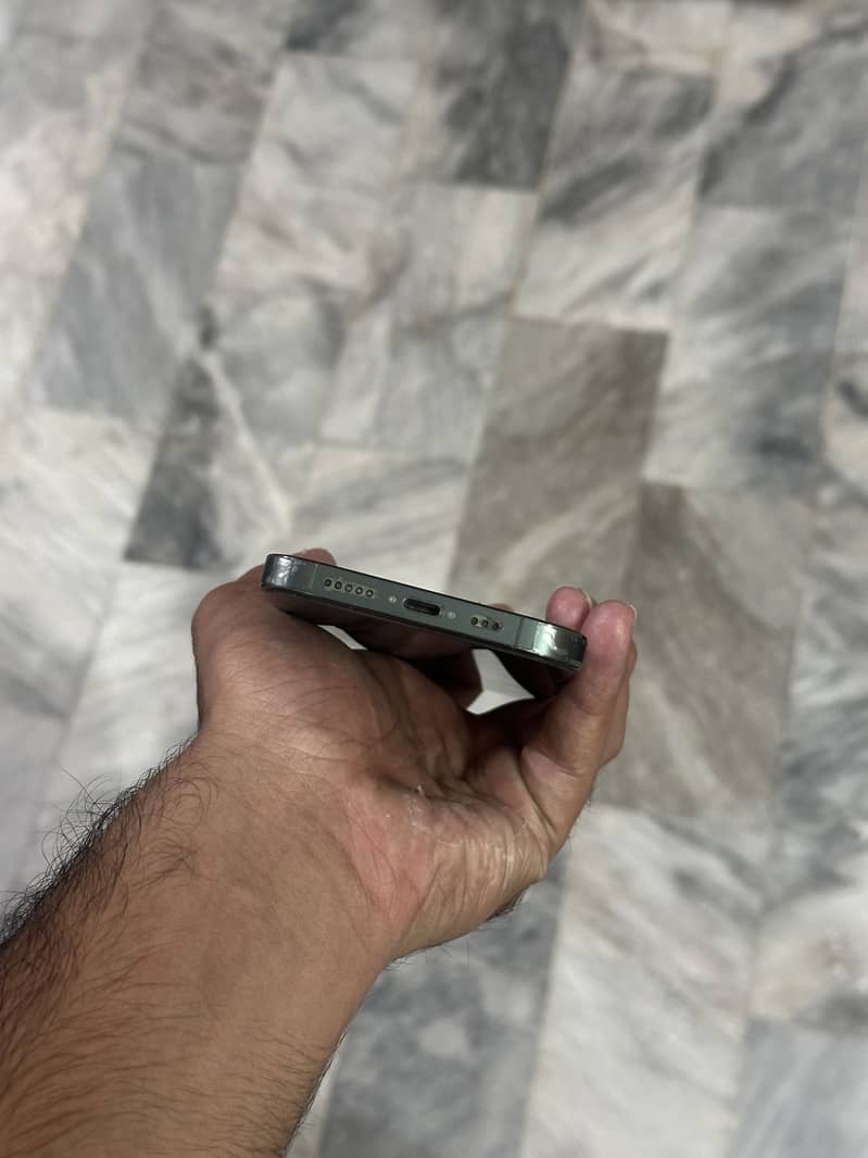 Apple iPhone 13 Pro 5