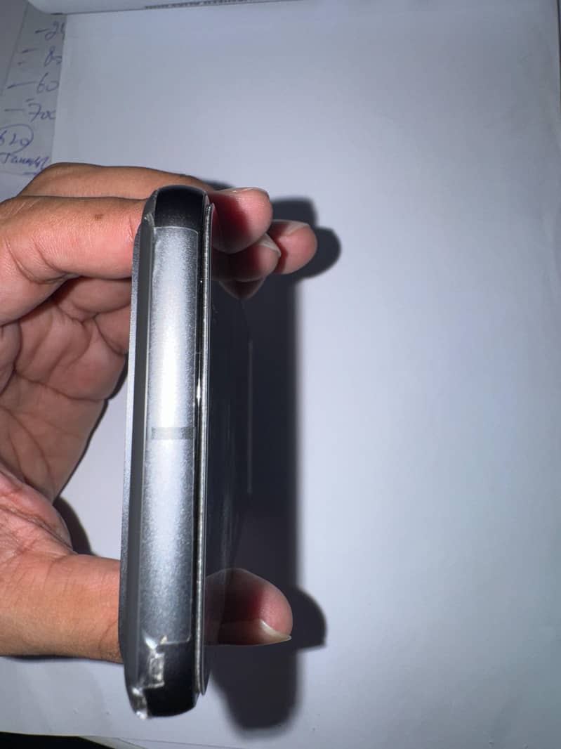 Google Pixel 8 6