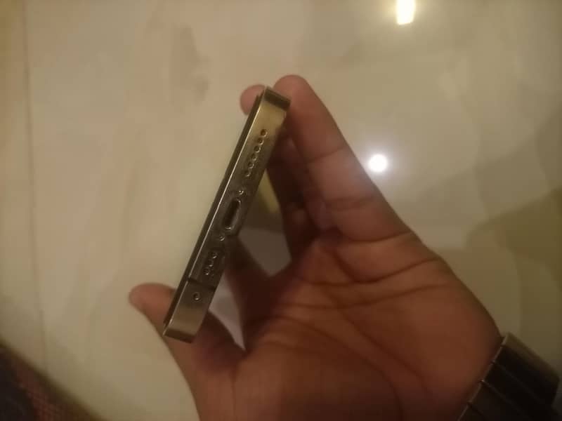 Apple iPhone XR 1