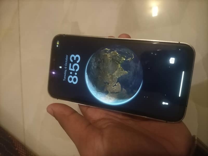 Apple iPhone XR 3