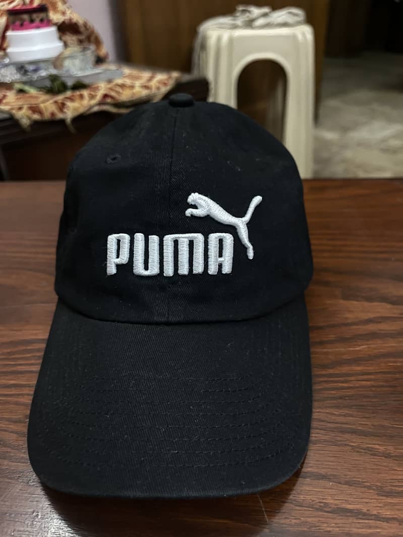 Branded caps All authentic 6