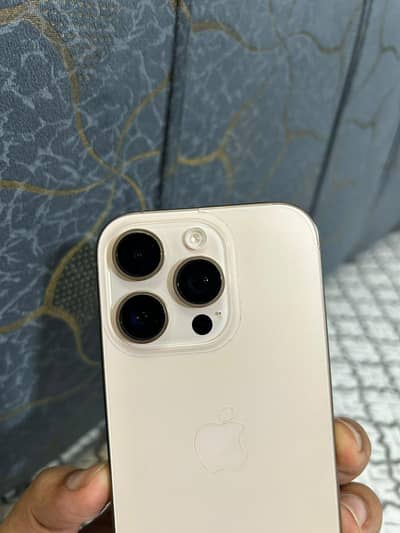 Apple iPhone 16 Pro