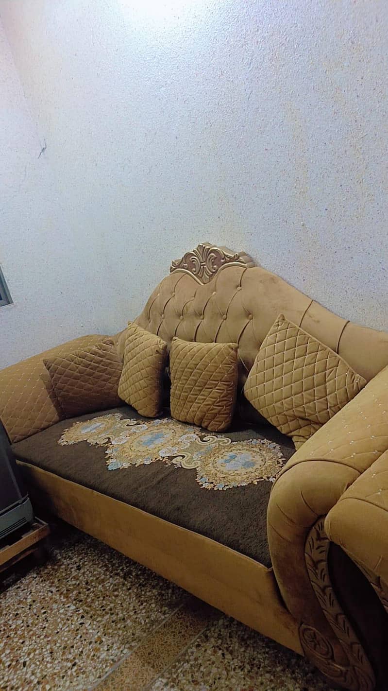 Sofa Set 0