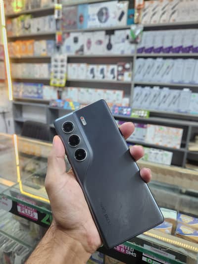 Tecno CAMON 40 Pro