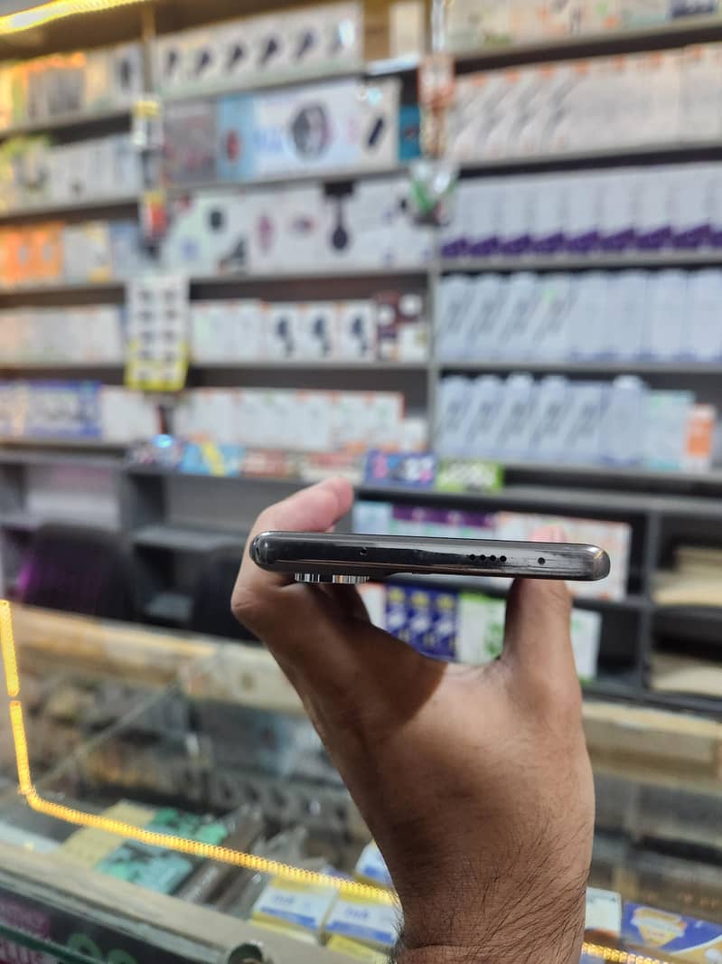 Tecno CAMON 40 Pro 5