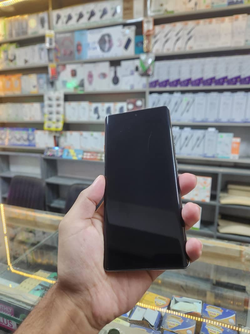 Tecno CAMON 40 Pro 7