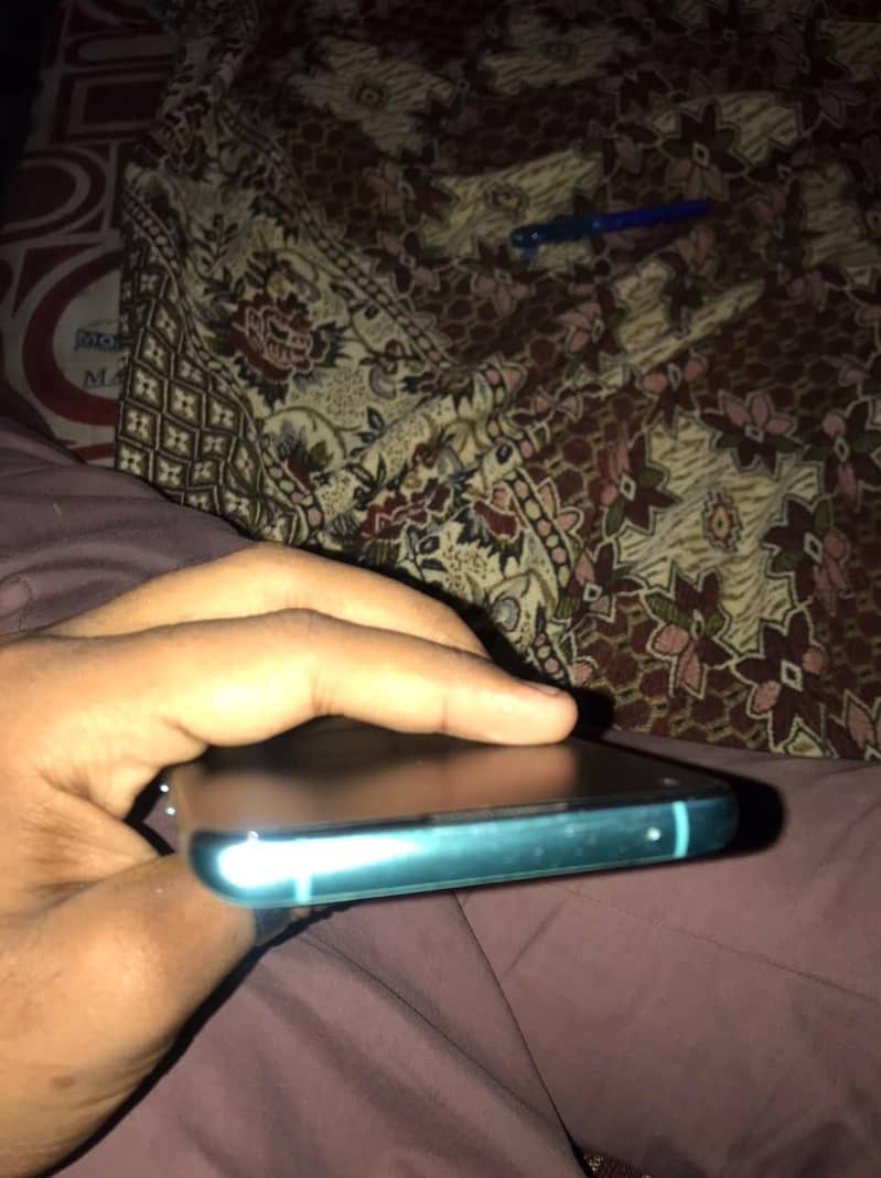 One Plus 8T 4
